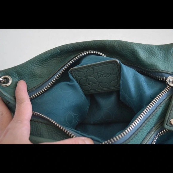 Fossil leather cross body bag - Picture 4 of 8